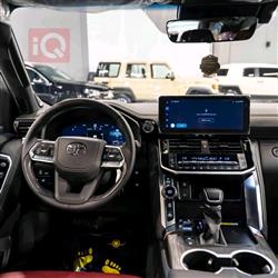 تۆیۆتا لاند کروزەر